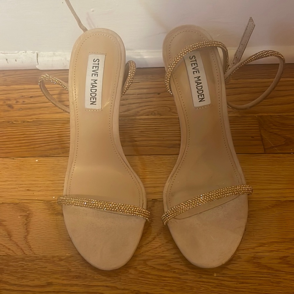 Steve Madden nude heels.